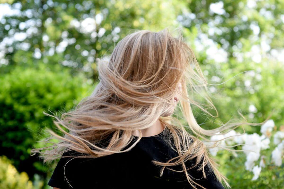 comment éclaircir ses cheveux naturellement