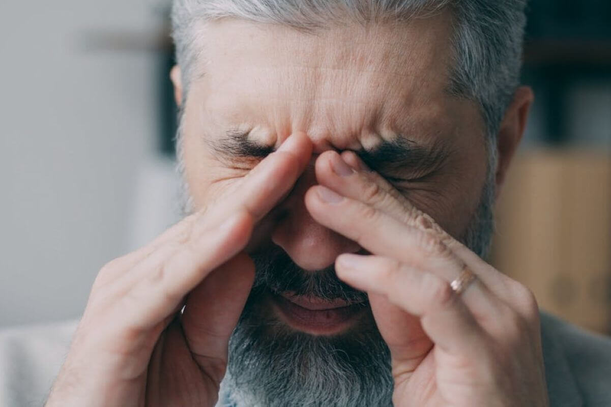 comment faire baisser la tension oculaire naturellement
